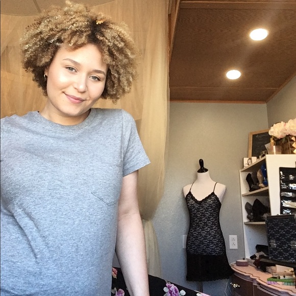 COPY - Meet your Posher, Kamille - Picture 3 of 4